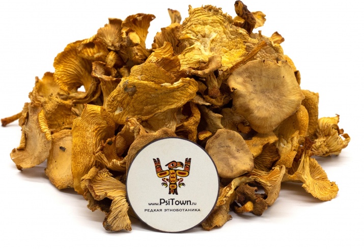Лисички сухие, цельный гриб (Cantharellus Cibarius)  Лисички (Cantharellus Cibarius) цельный сухой гриб, сушка при 40 градусов экстракт.
  Хиноманноза - натуральный полисахарид, который не просто убивает паразитарных червей, а воздействует на их нервные центры. В результате этого происходит разрушение защитных оболочек потомства червей и их полная гибель.
Аромат и структура гриба сохранена. Хотите жарьте, хотите в салат или сырыми кушайте. 50 гр. это весьма приличное количество.